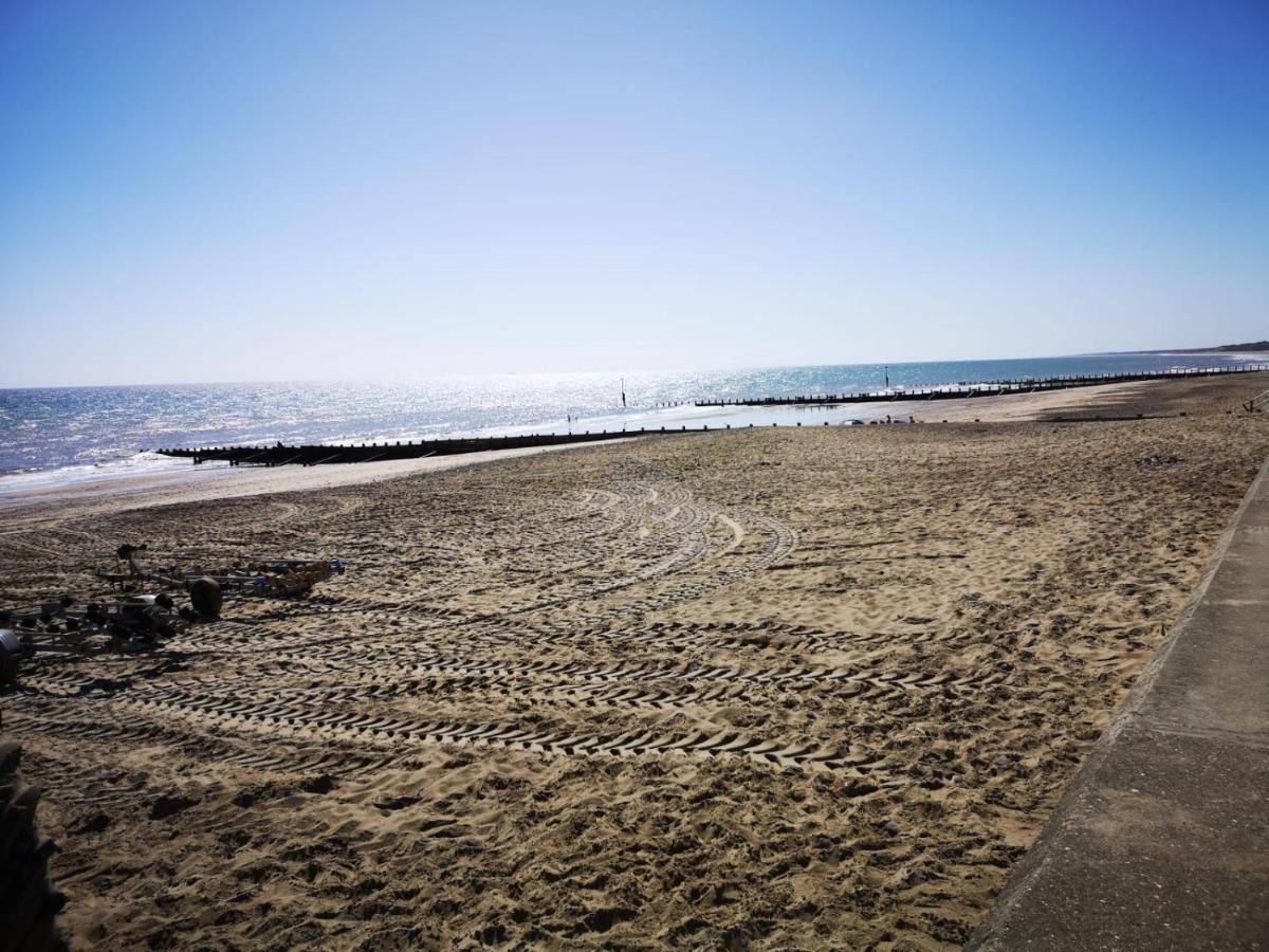 Lovely 2 Bedroom Apartment Near Hornsea Beach - The Lookout Kültér fotó